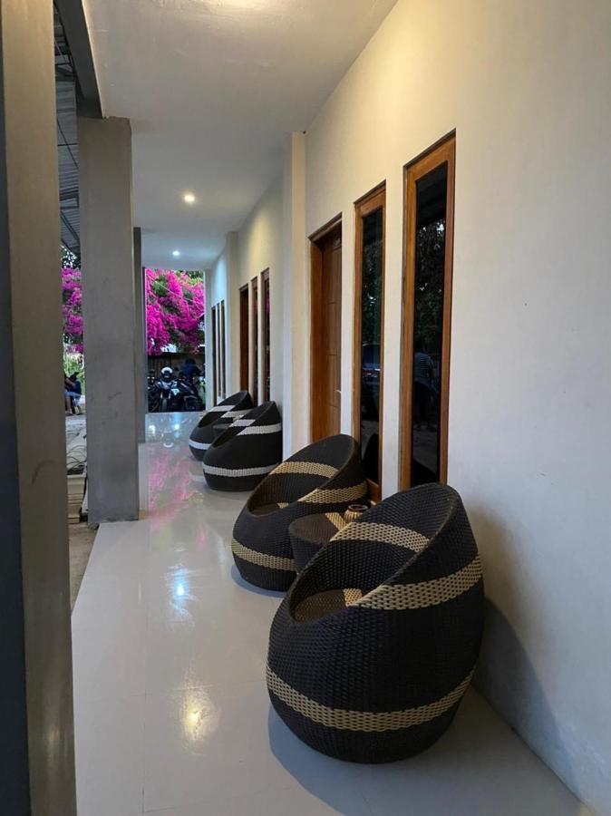 Wl Guesthouse Labuan Bajo Exterior photo